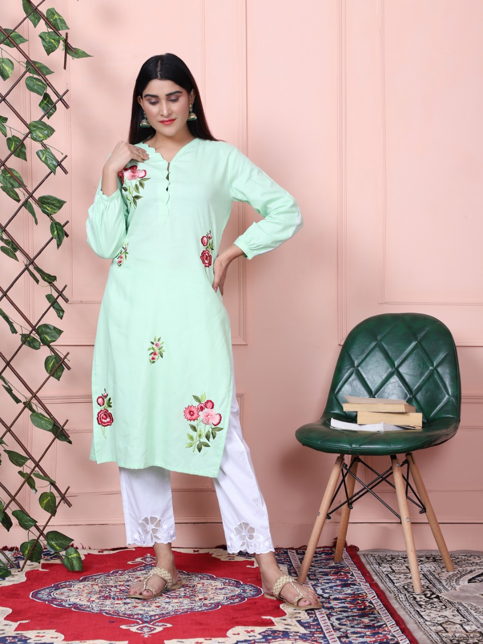 Buy Fiza light green chikankari cotton kurta for ladies | Priya Chaudhary